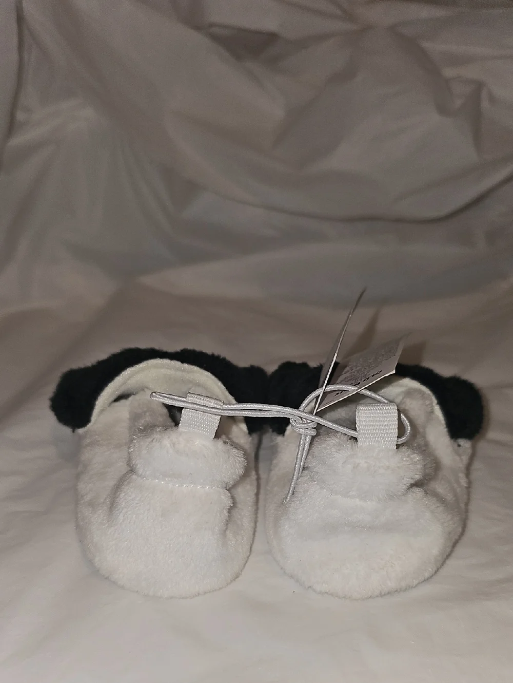 Old Navy Dog Slippers for Baby 6-12 Months White, Black New
